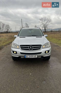 Позашляховик / Кросовер Mercedes-Benz M-Class 2005 в Старому Самборі