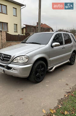 Позашляховик / Кросовер Mercedes-Benz M-Class 2001 в Івано-Франківську