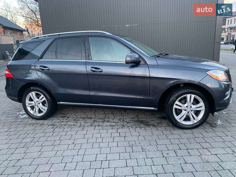 Позашляховик / Кросовер Mercedes-Benz M-Class 2013 в Галичі фото 3 Позашляховик / Кросовер Mercedes-Benz M-Class 2013 в Галичі