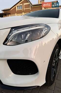 Внедорожник / Кроссовер Mercedes-Benz M-Class 2014 в 