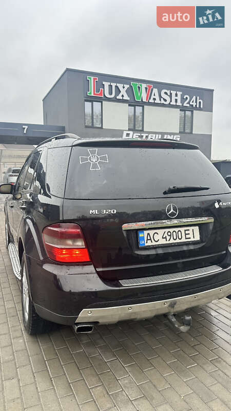 Позашляховик / Кросовер Mercedes-Benz M-Class 2007 в Луцьку