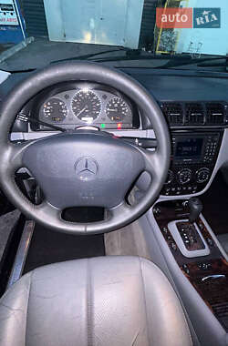 Внедорожник / Кроссовер Mercedes-Benz M-Class 2005 в 