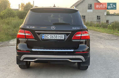 Позашляховик / Кросовер Mercedes-Benz M-Class 2013 в 