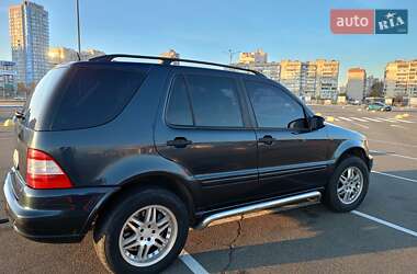 Позашляховик / Кросовер Mercedes-Benz M-Class 2002 в Києві