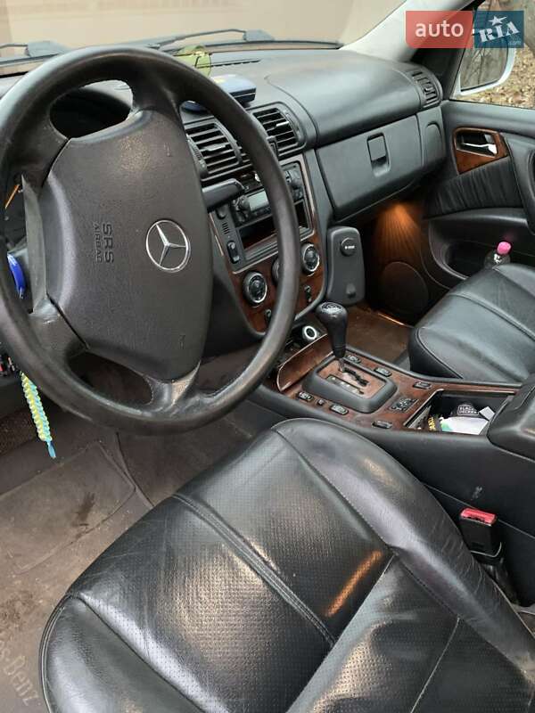 Внедорожник / Кроссовер Mercedes-Benz M-Class 2005 в Харькове