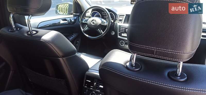 Внедорожник / Кроссовер Mercedes-Benz M-Class 2014 в Одессе