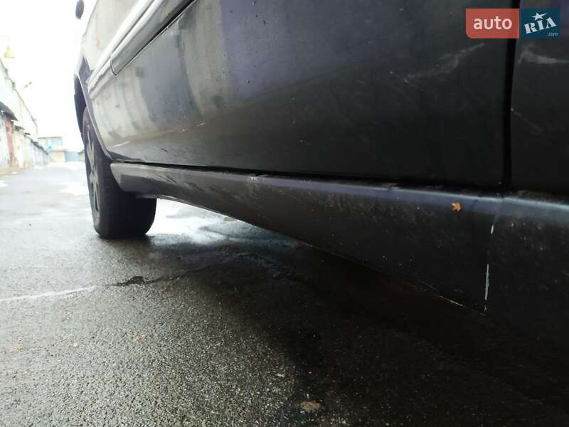 Позашляховик / Кросовер Mercedes-Benz M-Class 2002 в Києві