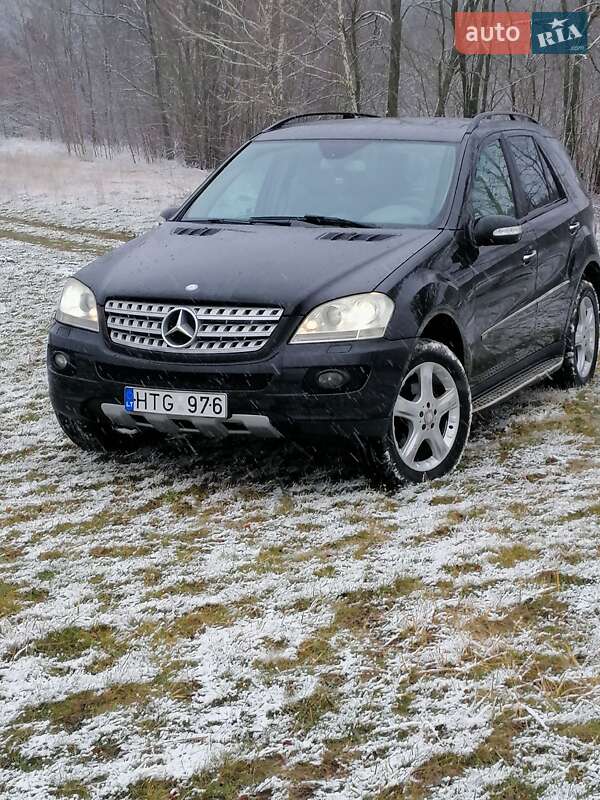 Позашляховик / Кросовер Mercedes-Benz M-Class 2008 в Рокитному