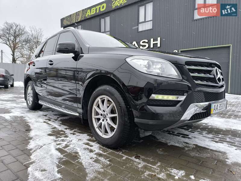 Внедорожник / Кроссовер Mercedes-Benz M-Class 2013 в Киеве