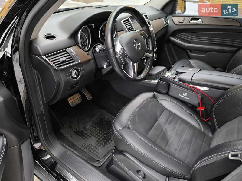 Внедорожник / Кроссовер Mercedes-Benz M-Class 2013 в Киеве