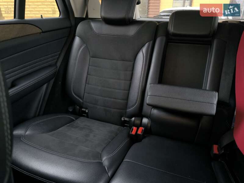 Внедорожник / Кроссовер Mercedes-Benz M-Class 2013 в Киеве