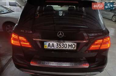 Позашляховик / Кросовер Mercedes-Benz M-Class 2013 в 