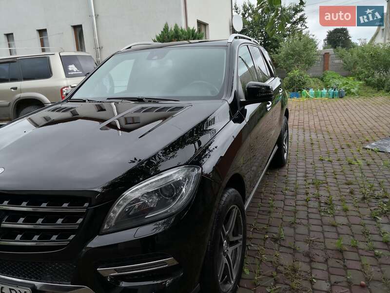 Внедорожник / Кроссовер Mercedes-Benz M-Class 2013 в Луцке