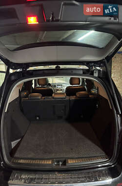 Внедорожник / Кроссовер Mercedes-Benz M-Class 2013 в 