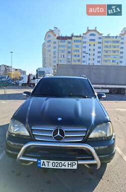 Позашляховик / Кросовер Mercedes-Benz M-Class 2001 в Івано-Франківську