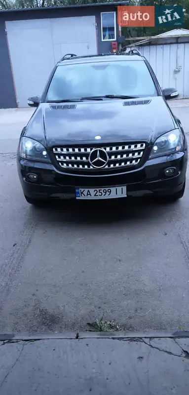 Mercedes-Benz M-Class 2008