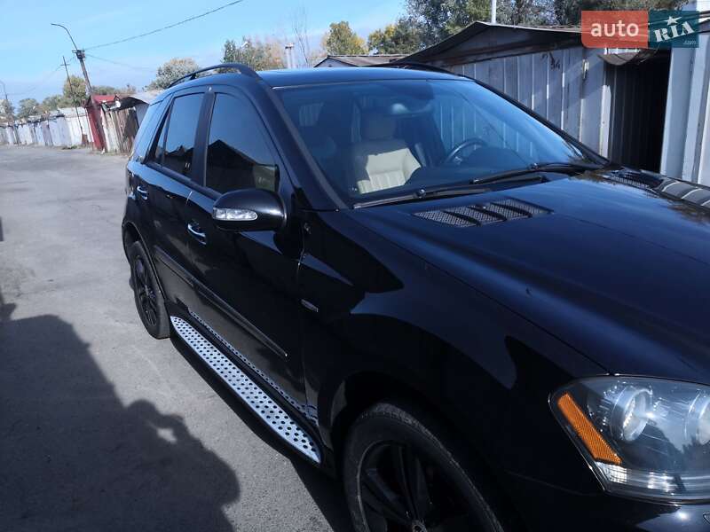 Внедорожник / Кроссовер Mercedes-Benz M-Class 2008 в Киеве