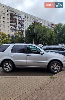 Внедорожник / Кроссовер Mercedes-Benz M-Class 2002 в Ужгороде