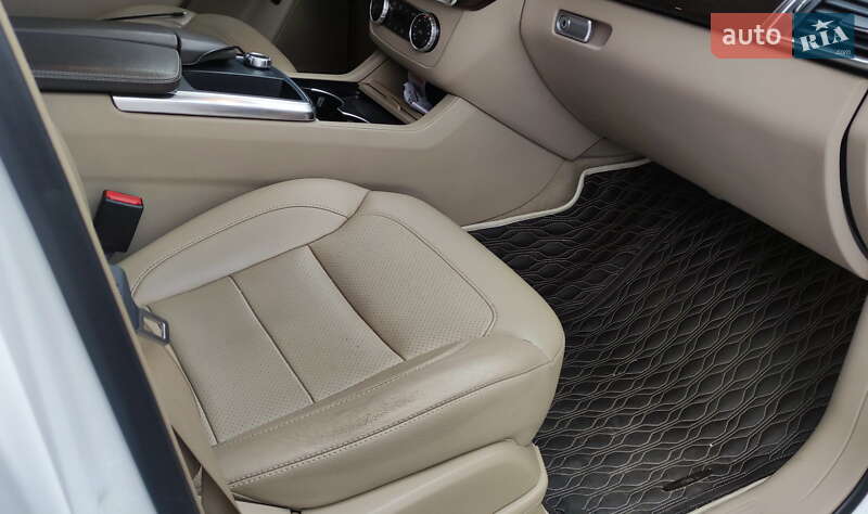 Позашляховик / Кросовер Mercedes-Benz M-Class 2014 в Полтаві