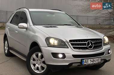 Позашляховик / Кросовер Mercedes-Benz M-Class 2006 в Дніпрі