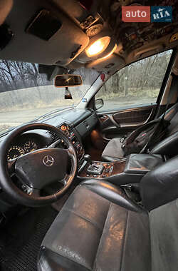 Внедорожник / Кроссовер Mercedes-Benz M-Class 2005 в 