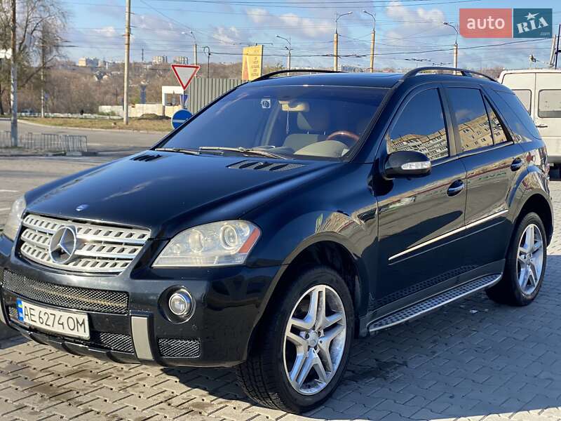 Внедорожник / Кроссовер Mercedes-Benz M-Class 2008 в 