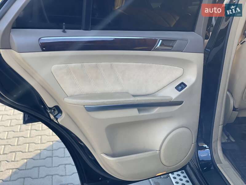 Позашляховик / Кросовер Mercedes-Benz M-Class 2008 в Дніпрі