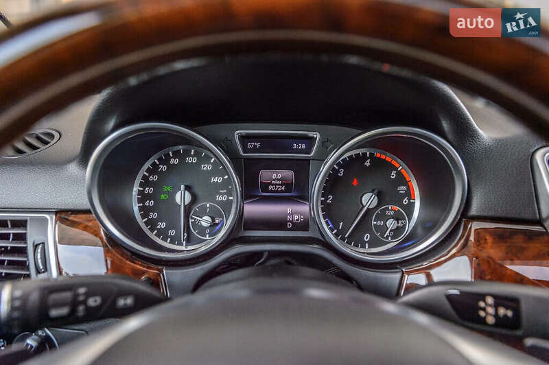 Внедорожник / Кроссовер Mercedes-Benz M-Class 2014 в Львове