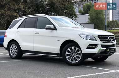 Внедорожник / Кроссовер Mercedes-Benz M-Class 2012 в Киеве