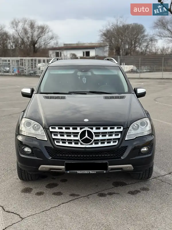 Mercedes-Benz M-Class
