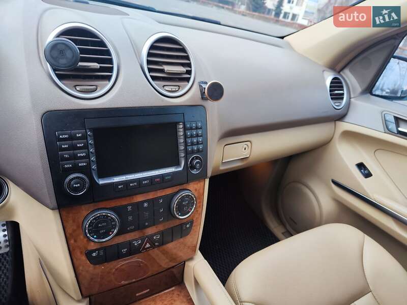 Внедорожник / Кроссовер Mercedes-Benz M-Class 2008 в Киеве