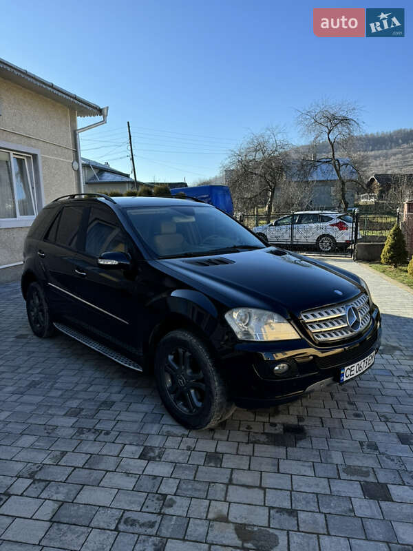 Позашляховик / Кросовер Mercedes-Benz M-Class 2006 в Кутах