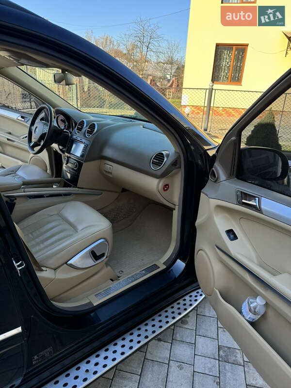 Внедорожник / Кроссовер Mercedes-Benz M-Class 2006 в Кутах