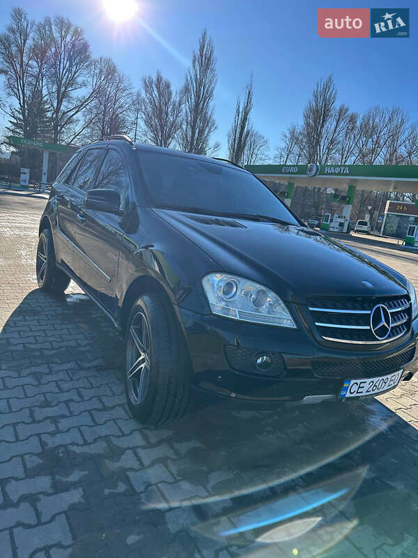 Внедорожник / Кроссовер Mercedes-Benz M-Class 2005 в Берегомете
