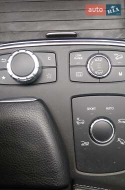 Внедорожник / Кроссовер Mercedes-Benz M-Class 2013 в 