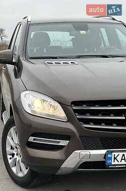 Позашляховик / Кросовер Mercedes-Benz M-Class 2012 в Коростені