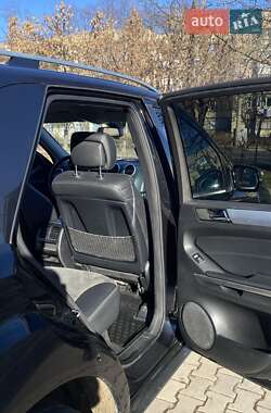 Позашляховик / Кросовер Mercedes-Benz M-Class 2010 в 
