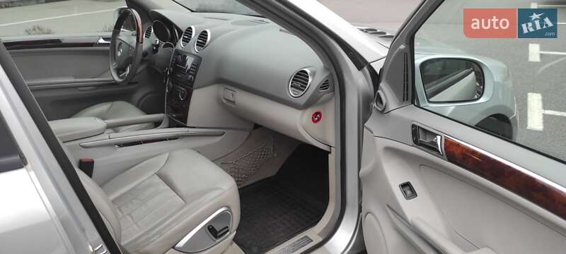 Внедорожник / Кроссовер Mercedes-Benz M-Class 2006 в Киеве