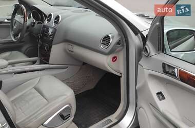 Внедорожник / Кроссовер Mercedes-Benz M-Class 2006 в 