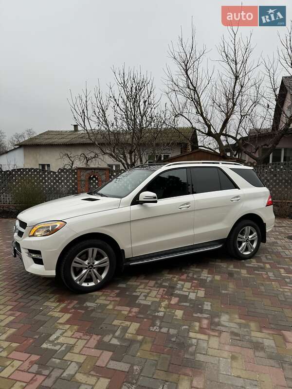 Внедорожник / Кроссовер Mercedes-Benz M-Class 2014 в Василькове