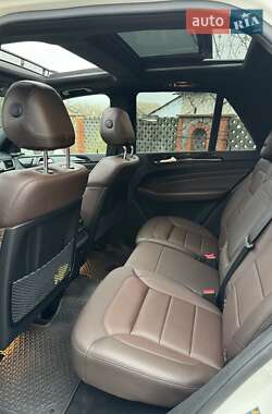 Внедорожник / Кроссовер Mercedes-Benz M-Class 2014 в 