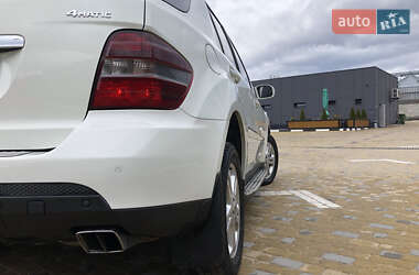 Внедорожник / Кроссовер Mercedes-Benz M-Class 2008 в 