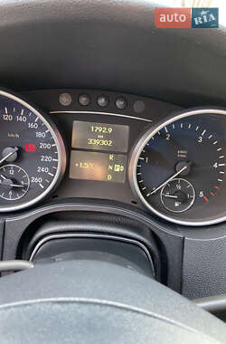 Внедорожник / Кроссовер Mercedes-Benz M-Class 2009 в 