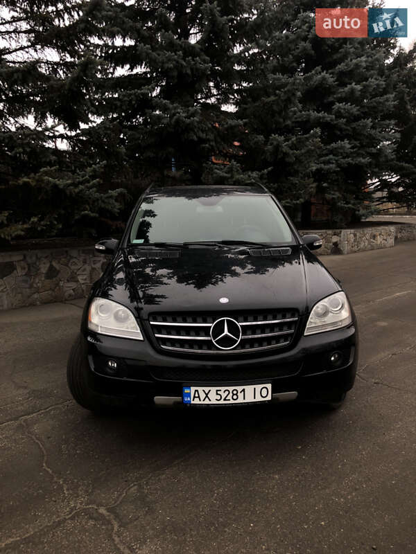 Позашляховик / Кросовер Mercedes-Benz M-Class 2006 в Харкові