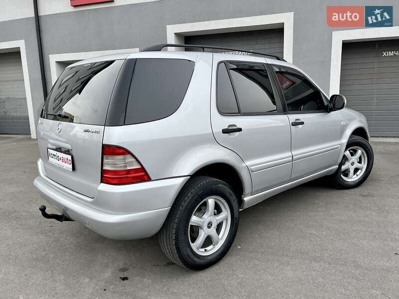 Внедорожник / Кроссовер Mercedes-Benz M-Class 2001 в Виннице