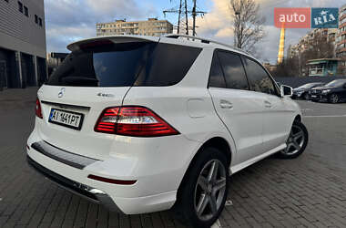 Позашляховик / Кросовер Mercedes-Benz M-Class 2015 в 