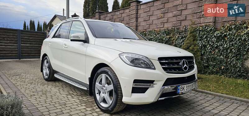 Внедорожник / Кроссовер Mercedes-Benz M-Class 2013 в Ровно