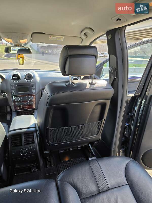 Внедорожник / Кроссовер Mercedes-Benz M-Class 2010 в Киеве
