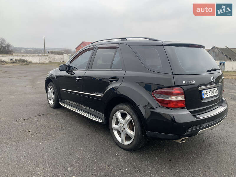 Внедорожник / Кроссовер Mercedes-Benz M-Class 2008 в Кривом Роге