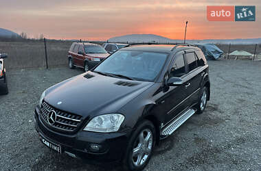 Позашляховик / Кросовер Mercedes-Benz M-Class 2005 в Хусті